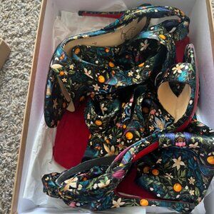 RARE Christian Louboutin Satin Sandale Du Désert 100mm Satin Multi